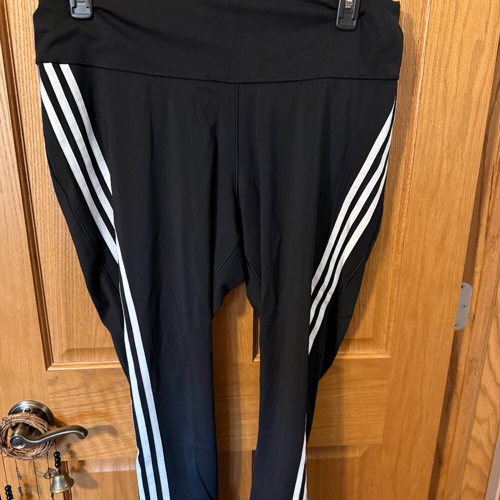 PLUS Women's Athletic legging